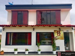 Το κτήριο όπου στεγάζεται  το ξενοδοχείο