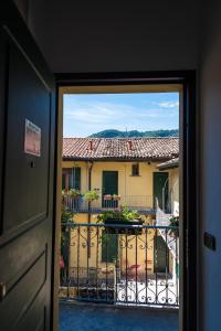 Gallery image of AcquaTerraFuoco - City apartments in Como