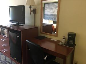 Köök või kööginurk majutusasutuses Super 8 by Wyndham Newton