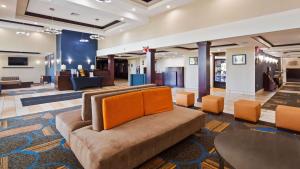 The lobby or reception area at Best Western Plus Keene Hotel