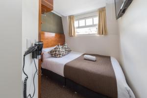 TV a/nebo společenská místnost v ubytování Chester Hotel