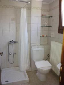 Kylpyhuone majoituspaikassa Pension Panos