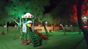 Dječje igralište u objektu Noor Majan Camp