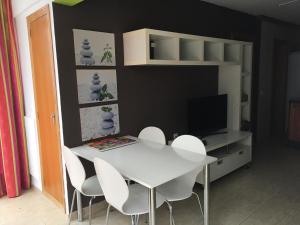 TV a/nebo společenská místnost v ubytování Estoril