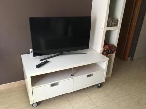 TV a/nebo společenská místnost v ubytování Estoril
