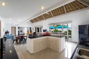 TV/trung tâm giải trí tại Villa Matahari