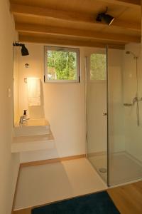 Een badkamer bij O Vale
