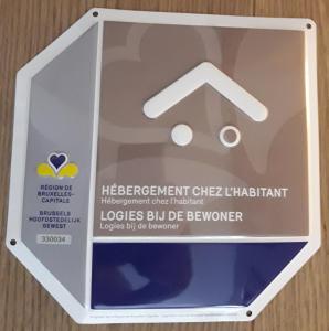 Certifikát, hodnocení, plakát nebo jiný dokument vystavený v ubytování Romantic room in brussels sky