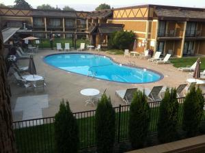 Bazén v ubytování Red Lion Hotel Yakima Center nebo v jeho okolí