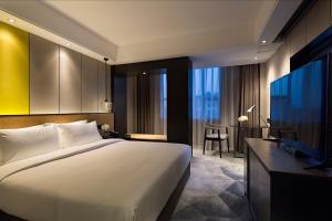 Gallery image of Paco Hotel Datang Metro Guangzhou-Free shuttle bus for canton fair in Guangzhou