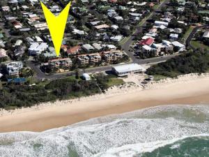 A bird's-eye view of Surf Club Apartments