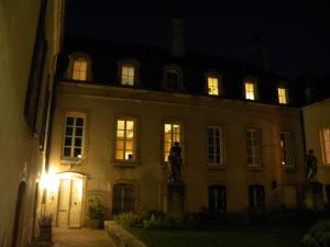 Gallery image of Le jardin des chanceliers in Beaune