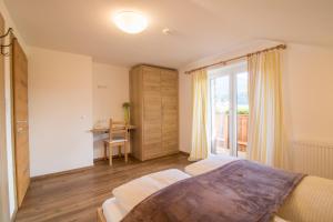 Rúm í herbergi á Haus Reintal