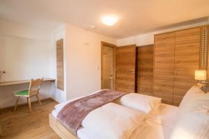 Rúm í herbergi á Haus Reintal