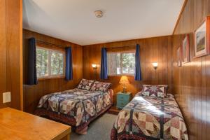 Gallery image of 11B Sequoia House in Wawona