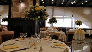 Reštaurácia alebo iné gastronomické zariadenie v ubytovaní Al Vecchio Cellaio Historical Guest House
