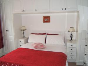 Postel nebo postele na pokoji v ubytování Ryebrook House
