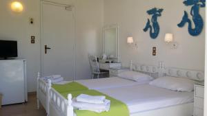 Gallery image of Rachel Hotel in Agia Marina Aegina