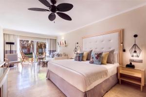 Foto da galeria de Grand Palladium Palace Resort Spa & Casino - All Inclusive em Punta Cana