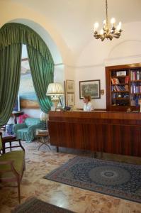 Knihovna v hotelu