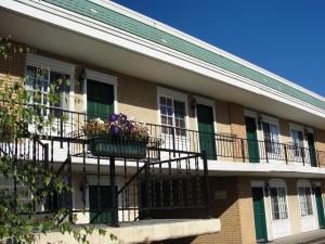 En balkon eller terrasse på Sequim West Inn