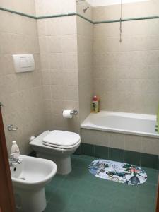 A bathroom at Residence IL PORTO