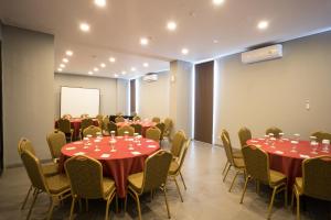 Gambar di galeri bagi Maple Hotel Grogol di Jakarta