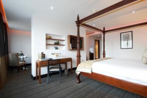 Vuode tai vuoteita majoituspaikassa Rochestown Park Hotel & Leisure Centre