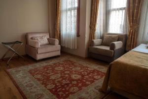 Posezení v ubytování Tashkonak Studio Suites