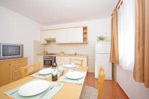 Kuchyň nebo kuchyňský kout v ubytování Apartments Imgrund