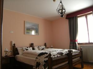 Postel nebo postele na pokoji v ubytování Albergo Thurwieser + 37 fotografií