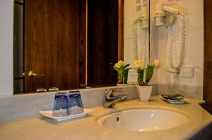 A bathroom at Hotel Can Blanc