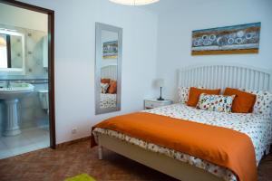 เตียงในห้องที่ Quinta Montebelo