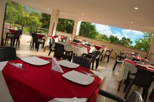 Restaurace v ubytování Hotel Monchuelo Spa