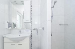 Koupelna v ubytování Apartments Stermasi