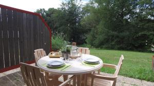 Photo de la galerie de l'établissement VVF Haute Dordogne, à Neuvic