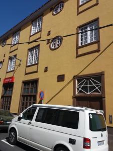Budynek, w którym mieści się apartament