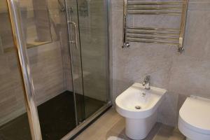 A bathroom at La locanda dell'artista