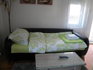 Apartment Srebrni oblak客房内的一张或多张床位
