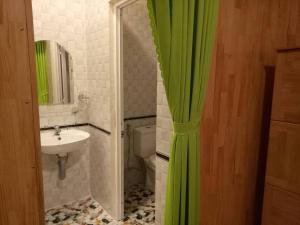 Koupelna v ubytování Homestay Hoang Vy