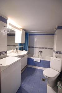 Kúpeľňa v ubytovaní Anestis Home + 20 fotografií