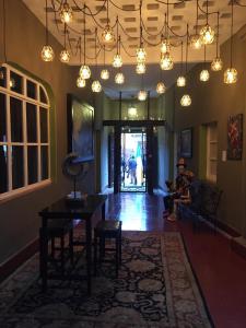 Χώρος καθιστικού στο Hotel Galería