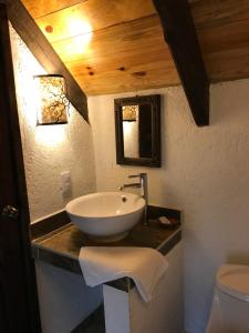 Een badkamer bij Namasté Cabañas, Huasca de Ocampo