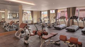 Fitness centrum a/nebo fitness zařízení v ubytování Sokha Palace Siem Reap Hotel