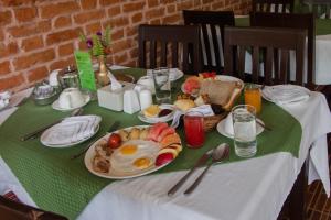 Makanan di atau berdekatan resort