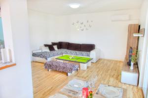 Posezení v ubytování Ema Holiday Home