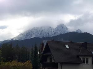Výhľad na hory alebo výhľad na hory priamo z apartmánu