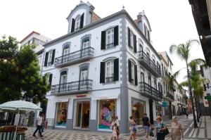 Photo de la galerie de l'établissement Edificio Charles 206, à Funchal