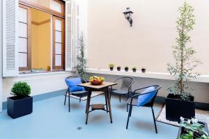 Imagem da galeria de LOPEZ Hostel & Suites em Buenos Aires