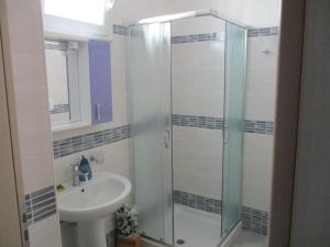 A bathroom at Azzurro Cielo